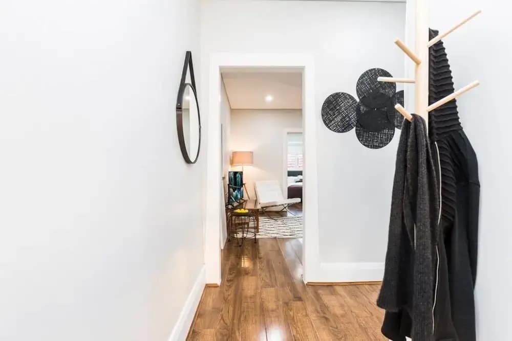 2 Bedroom Apt In Bondi Junction With Parking - photo 2