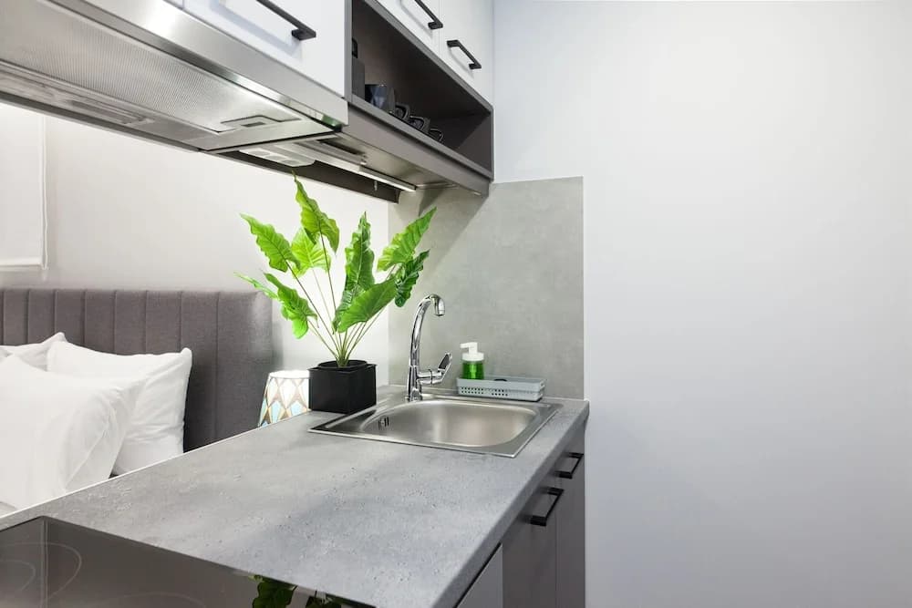 Modern Newly Built Studio near Hilton - photo 17