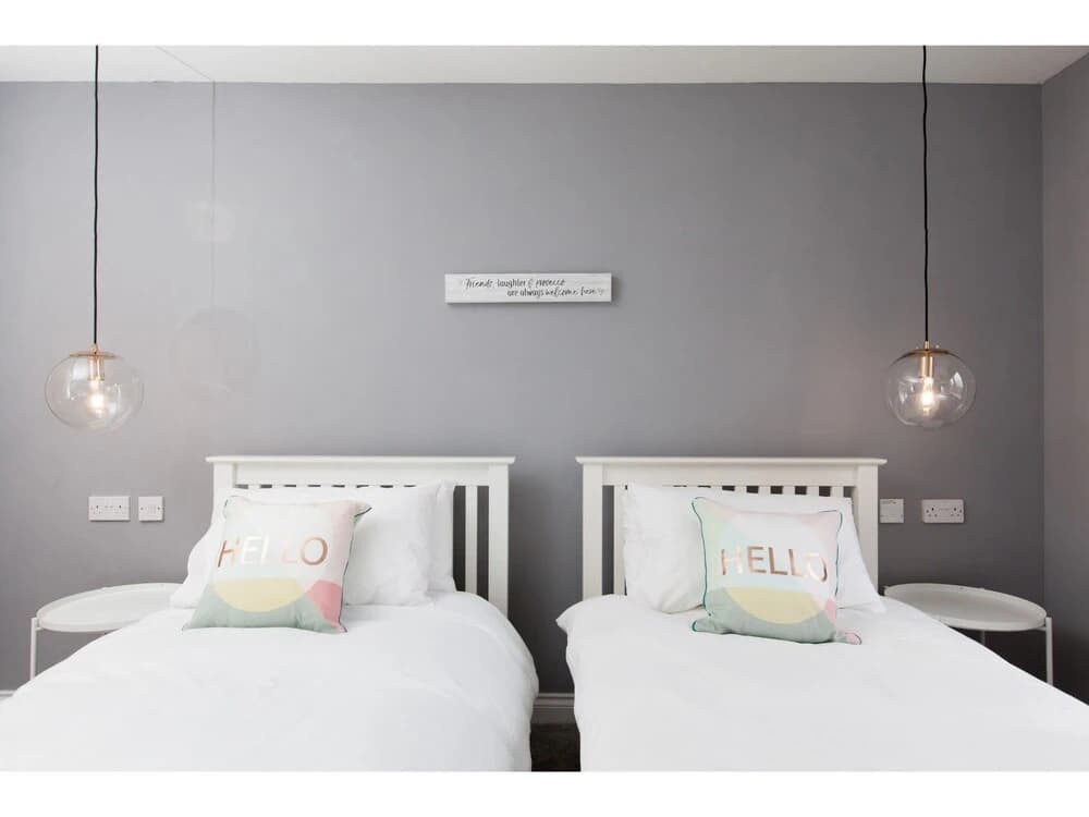 Homely, Hi-tech Modern Flat With Parking and gym - photo 4