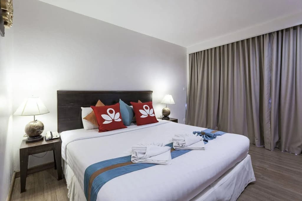 ZEN Premium Prachanukroh Patong Beach - photo 4