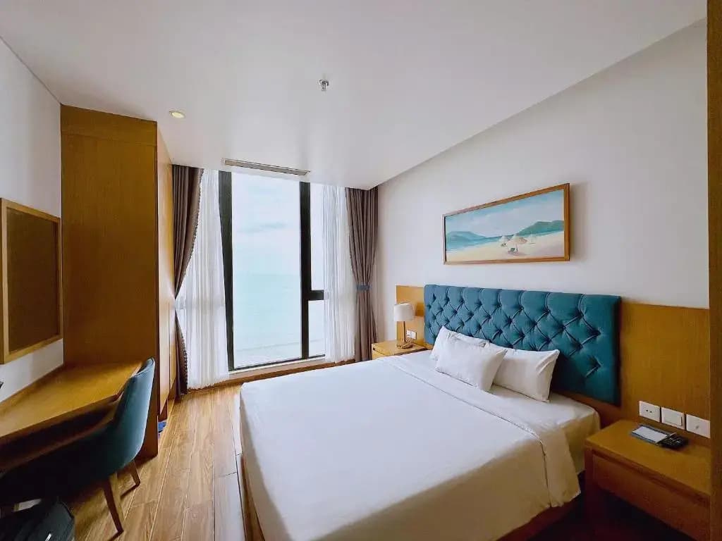 Seashore Hotel & Apartment - photo 27