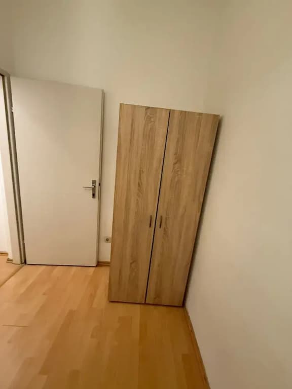 2BR Plus LR Apartment Sleeps 6 Central - photo 3