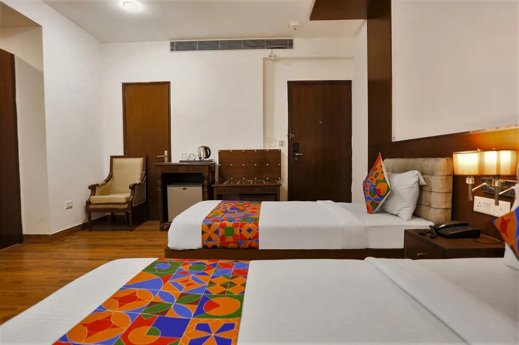 Fabhotel Heaven In - photo 3