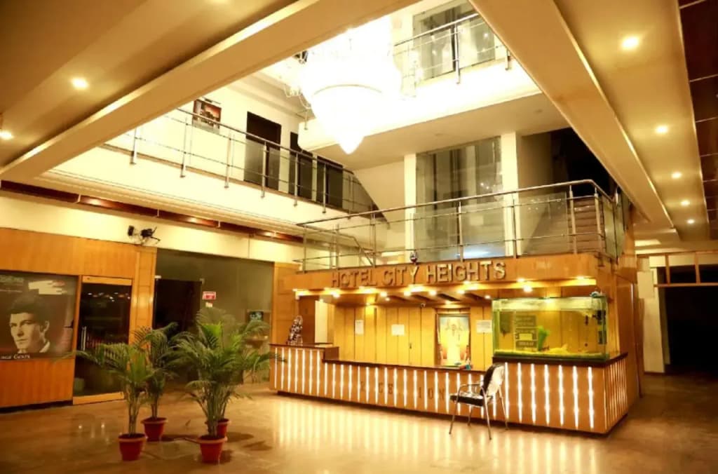 OYO 2202 Hotel City Heights - photo 2
