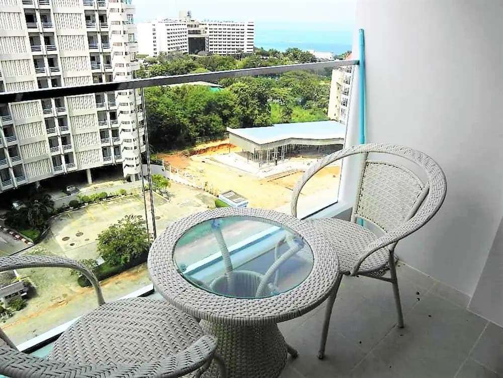 The Cliff Pratumnak - Sea View Studio - Sleeps 2 - photo 13