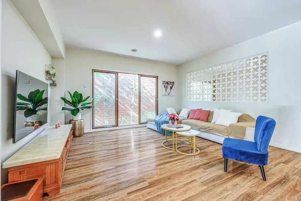 Stylish Luxe House at Point Cook - photo 11
