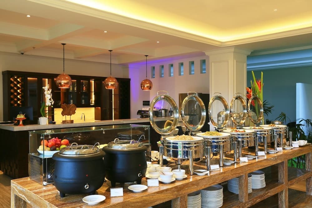 Grand Palace Hotel Sanur - Bali - photo 18
