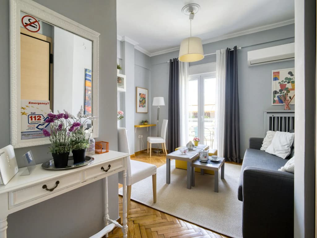 Snug apartment in Αθήνα with veranda - photo 16
