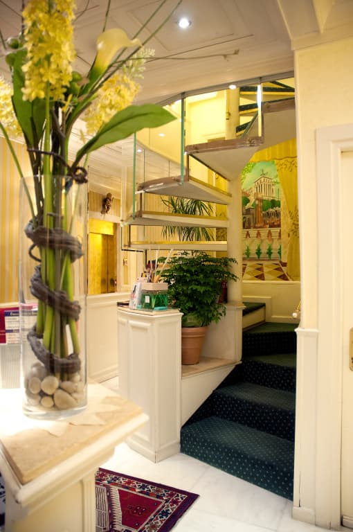Daniel's Hotel - photo 14