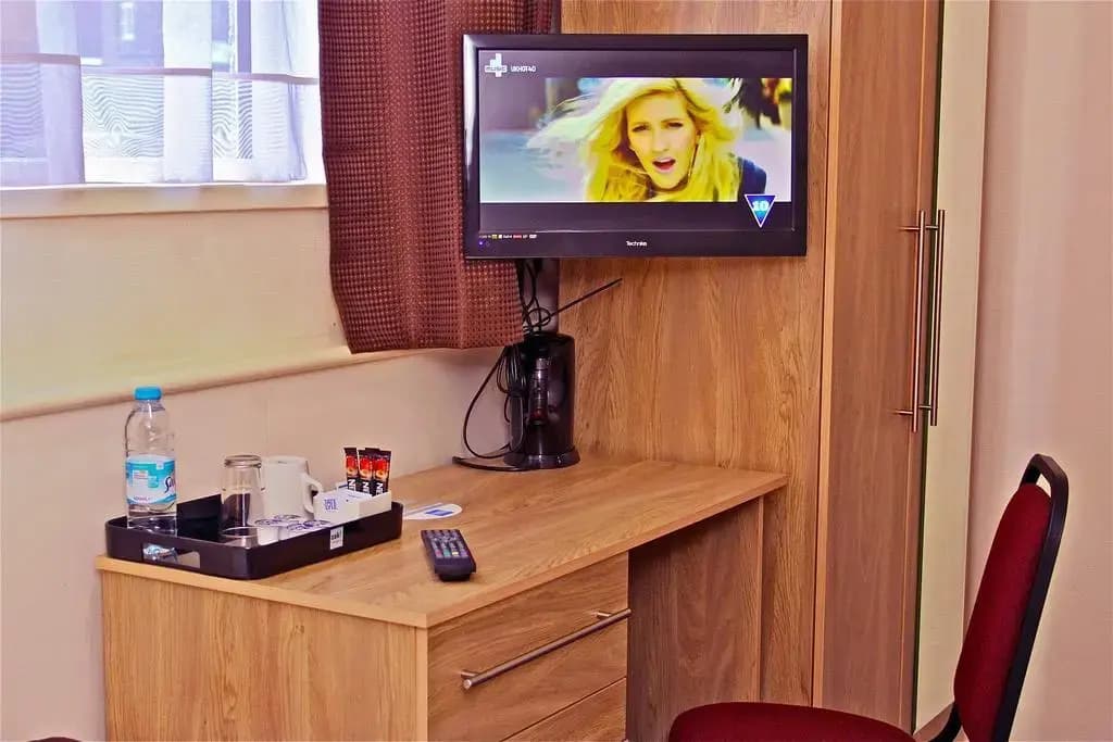 Central Hotel - photo 22