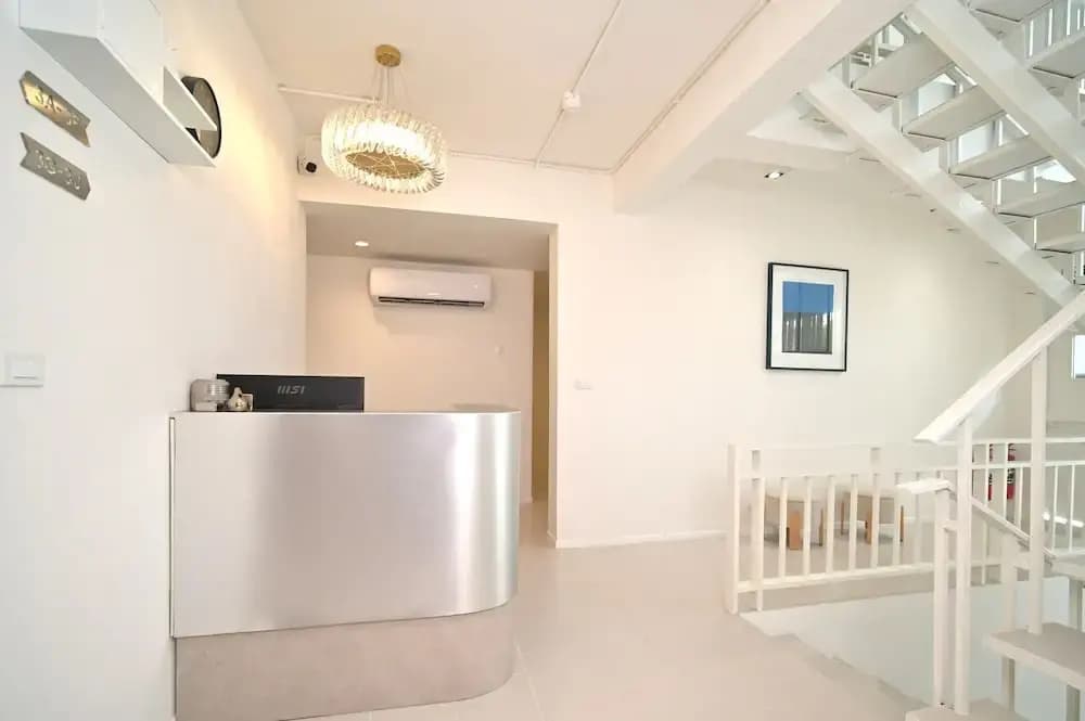 Yummy House - photo 28