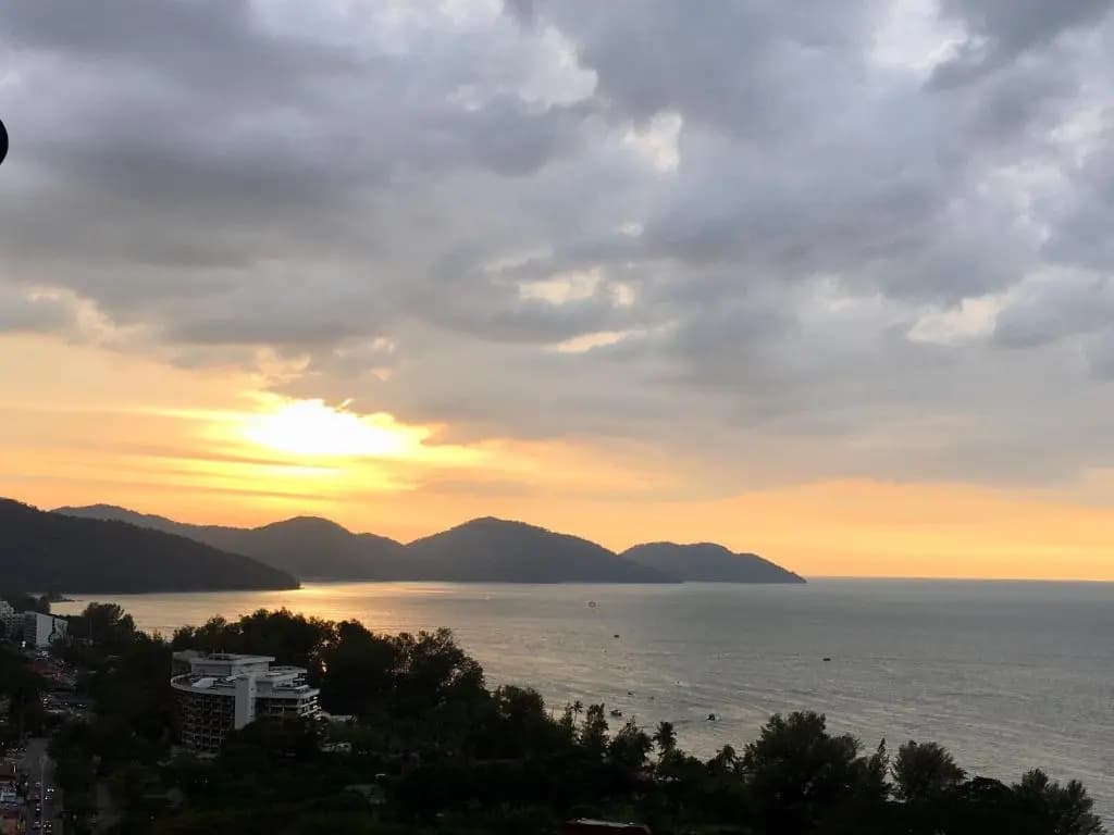 The Ferringhi Sea View - photo 4