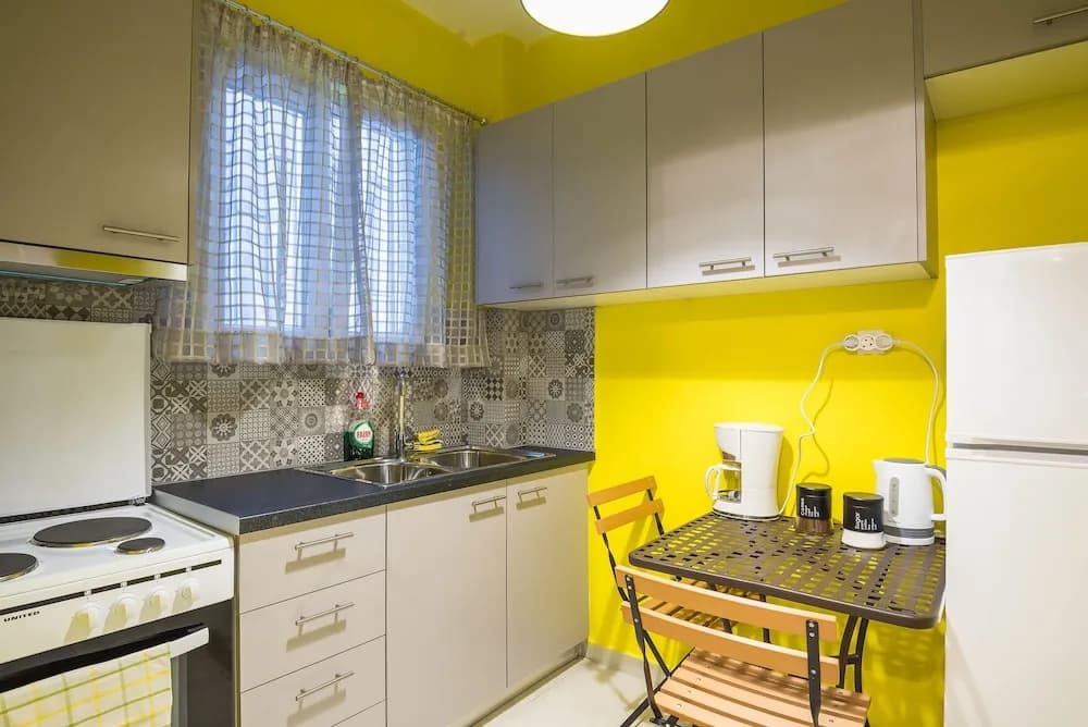 Comfortable Thisseio Apartment - photo 17