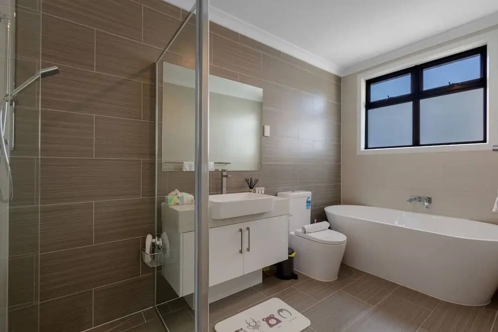 Impressive & Spacious new Townhouse@preston - photo 6