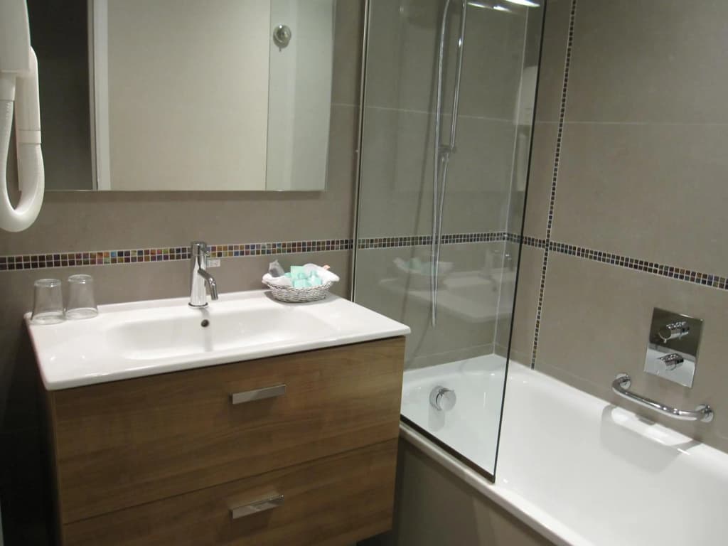 Hotel Harvey - photo 26