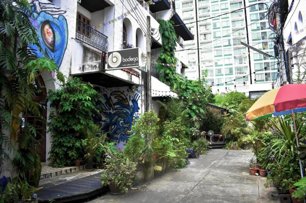 Bodega Party City Center Bangkok - Hostel - photo 13