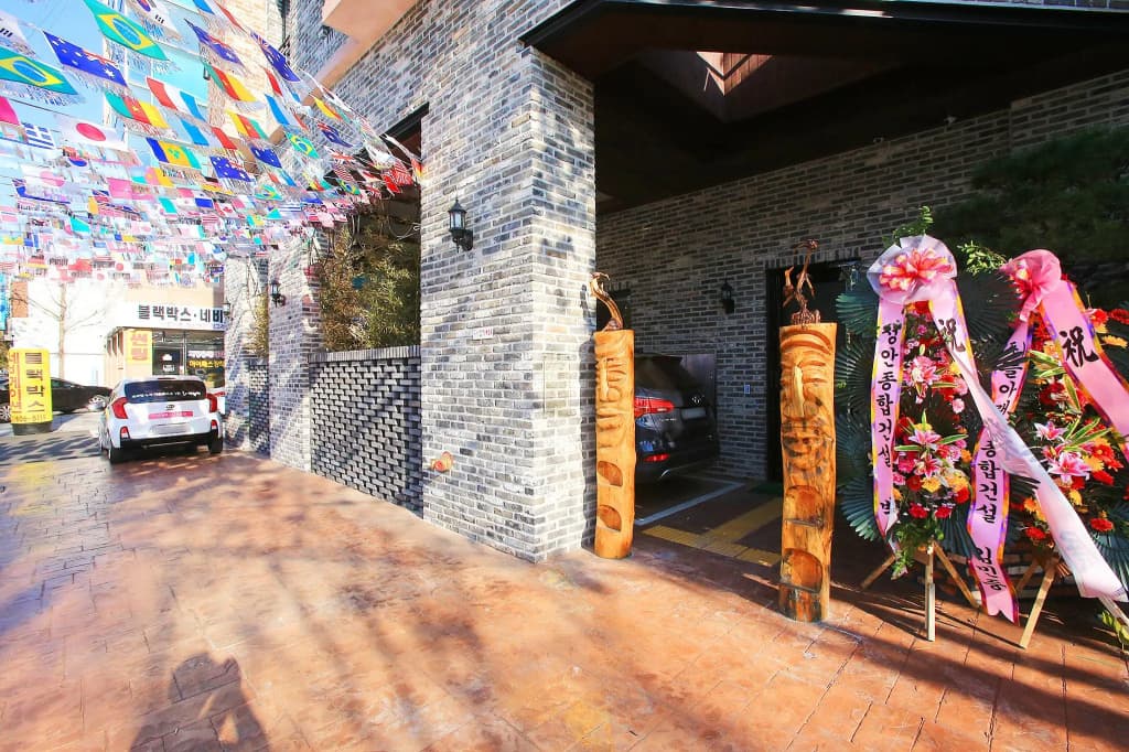 Yeongdeungpo Chateau Hotel - photo 16