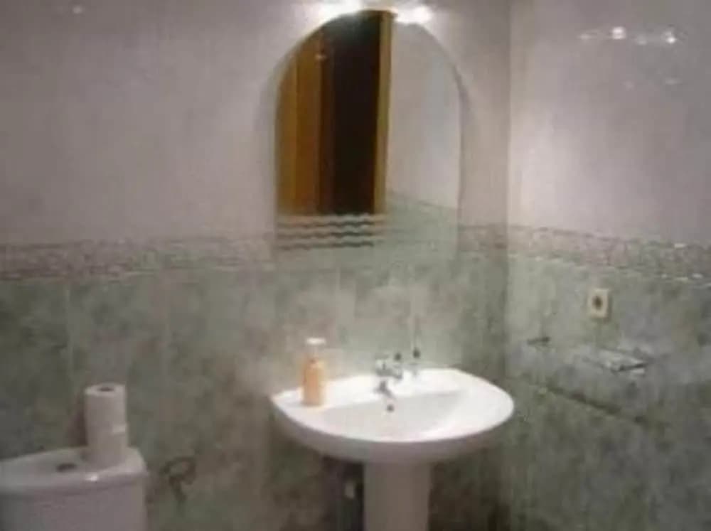 Hostal Emilio - photo 9