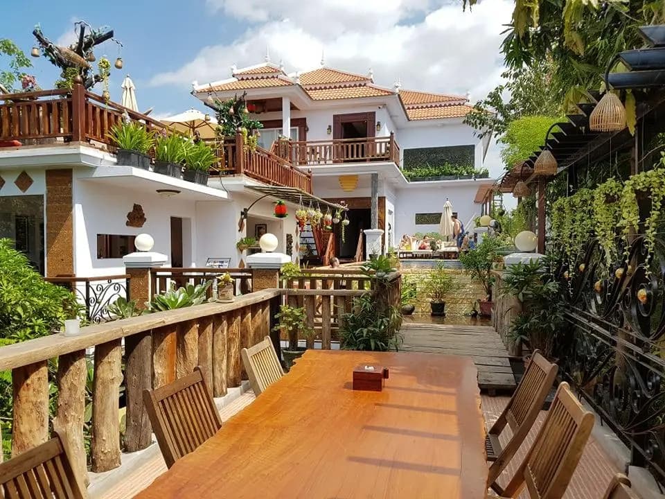 Antonios Villa Hotel - photo 3