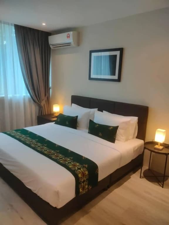 Telang Usan Hotel - photo 41