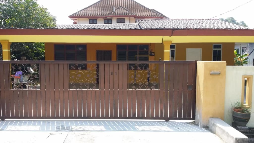 IsMa Lumut Homestay - photo 12
