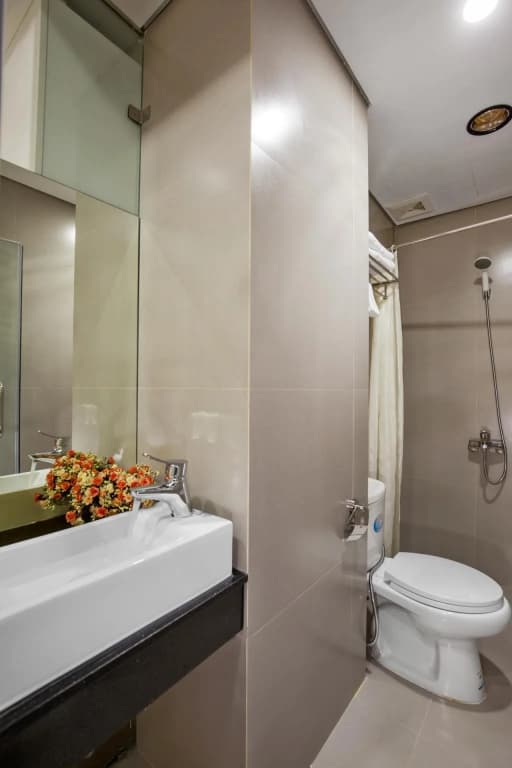 Noble Apartment - The Art - photo 9