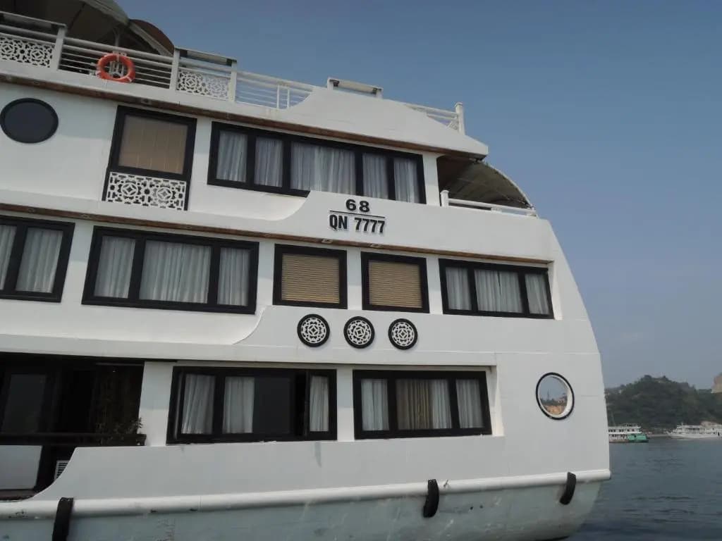 Scarlet Pearl Cruises - photo 1
