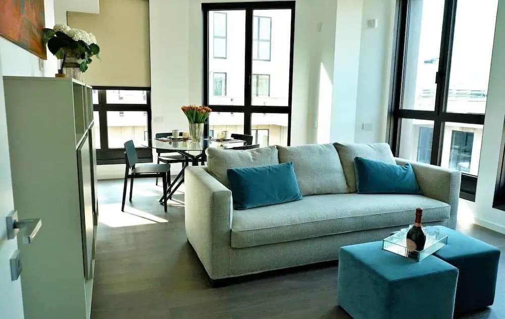 San Babila Modern Apartment - photo 8