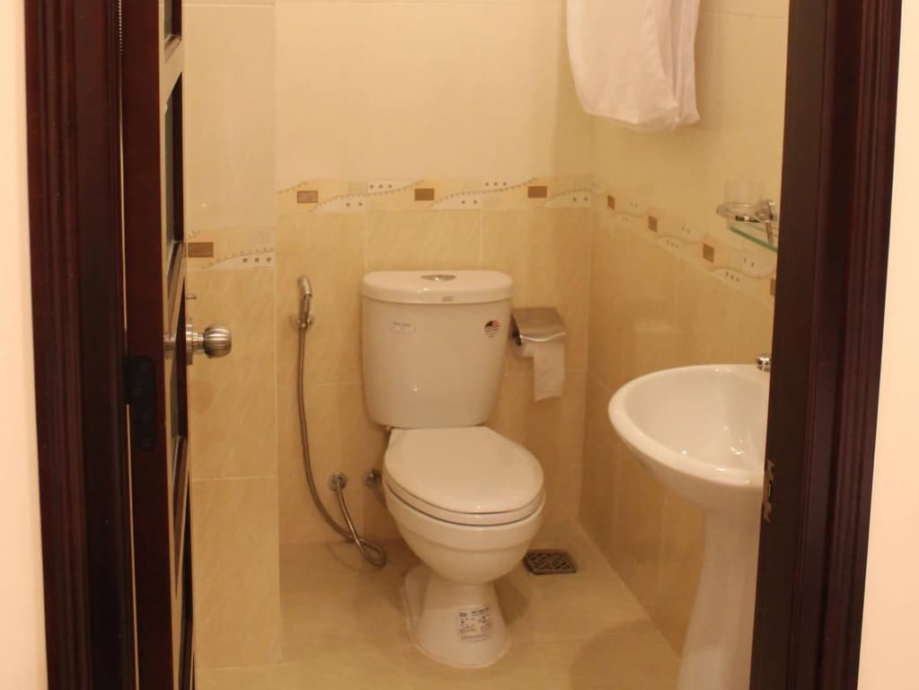 Phuong Binh Hotel - photo 8