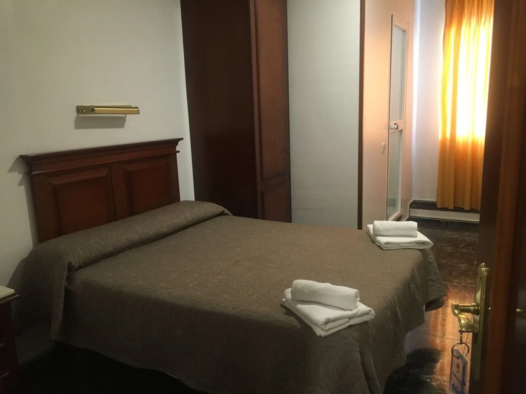 Hostal Conchita Legazpi - photo 2