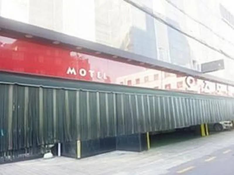 OZ Motel - photo 4