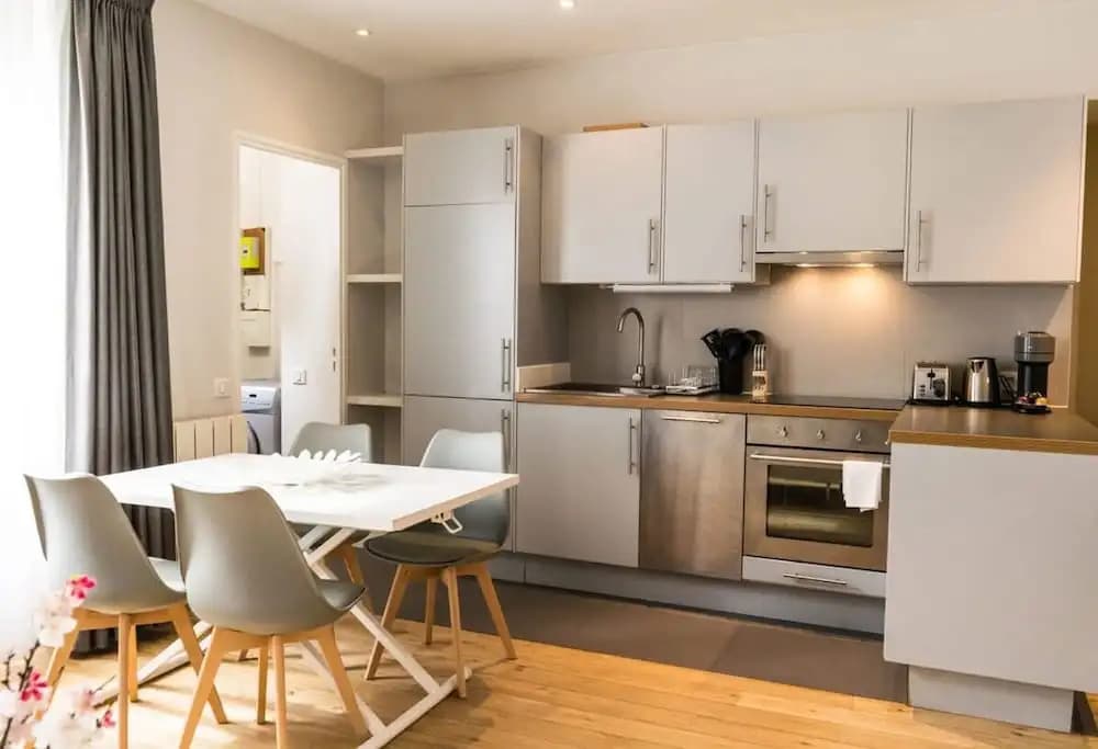 Opera Grey I Trendy 2 Bed Apt in Paris - photo 14