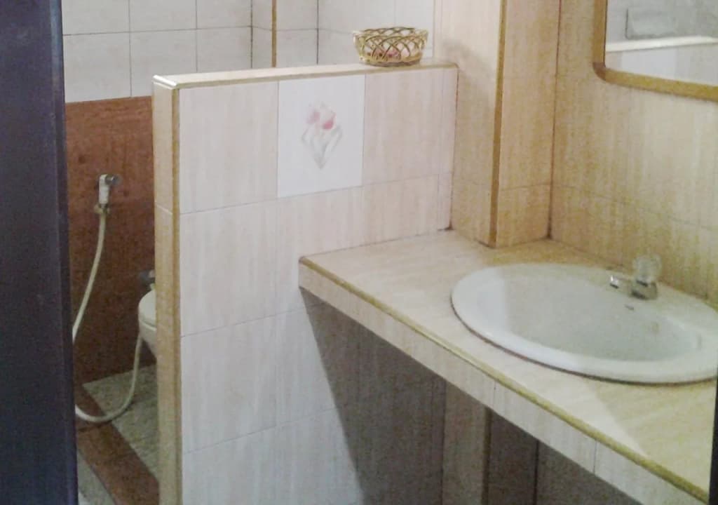 Aree Guesthouse 3 - photo 8