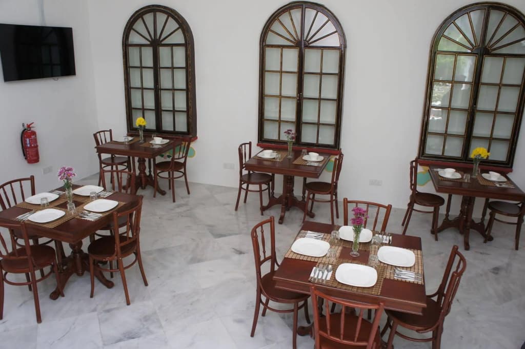 Heeren Palm Suites - photo 16