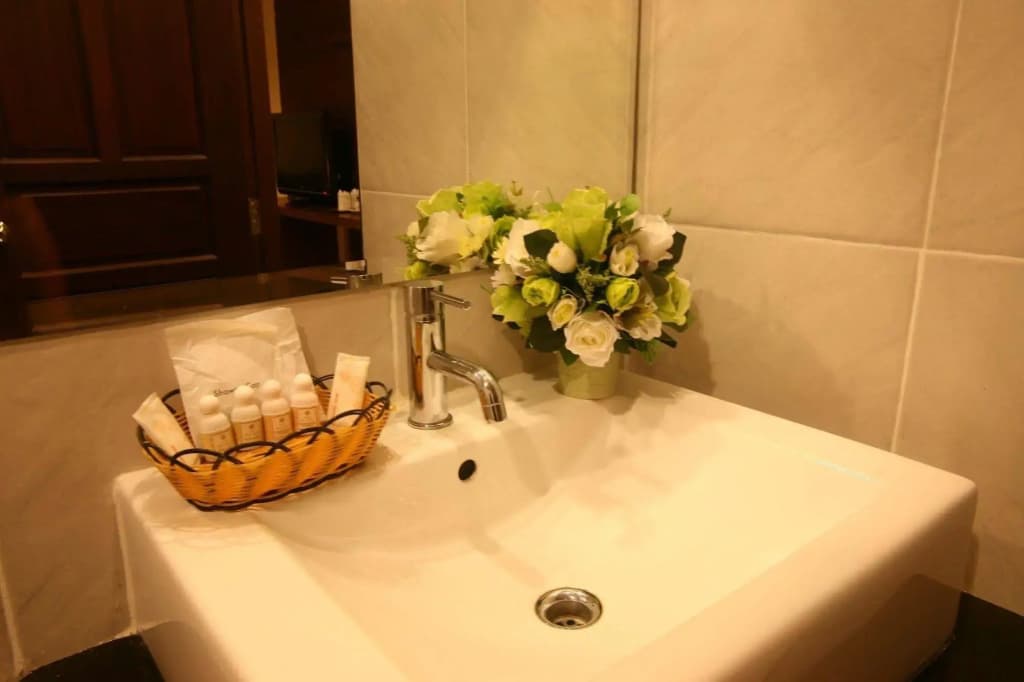 Honey Inn - photo 10