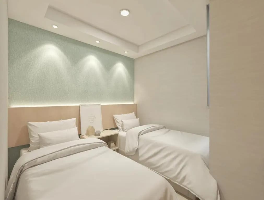 Eightin Hotel Sudirman Jakarta - main photo
