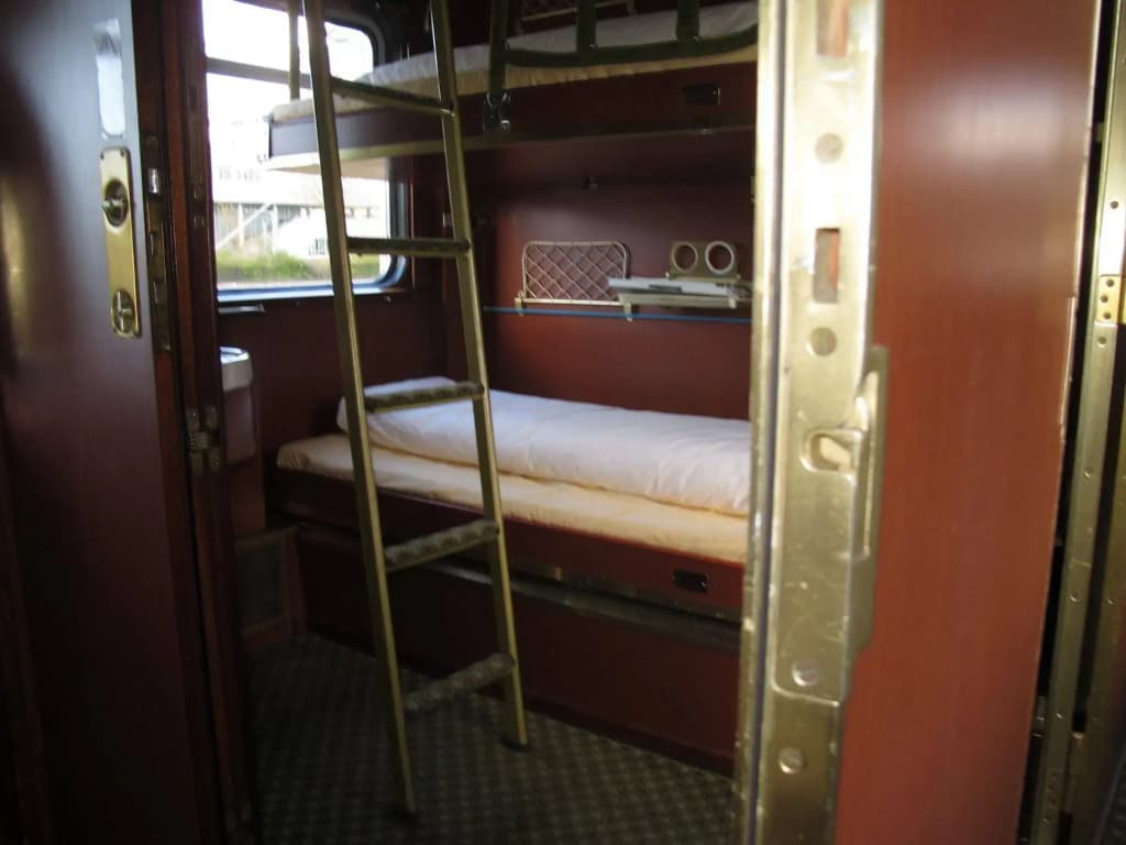 Train Lodge Amsterdam - Hostel - photo 1