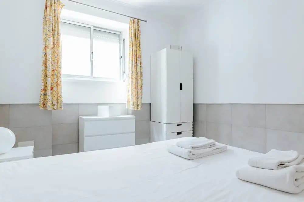 Lisbon Tagus River Terrace Flat - photo 11
