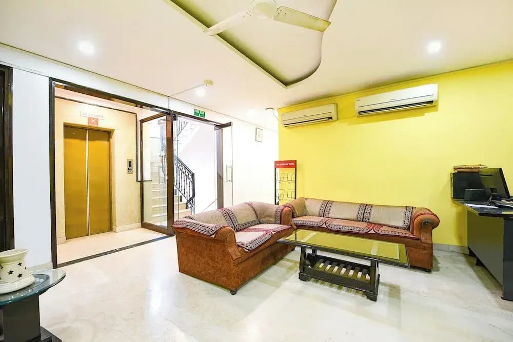 Fabhotel Green Park - photo 3