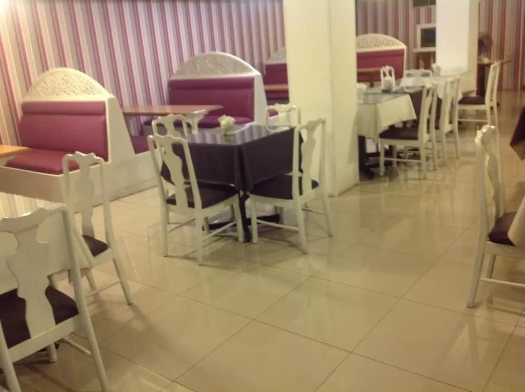 Highway Hotel - photo 11