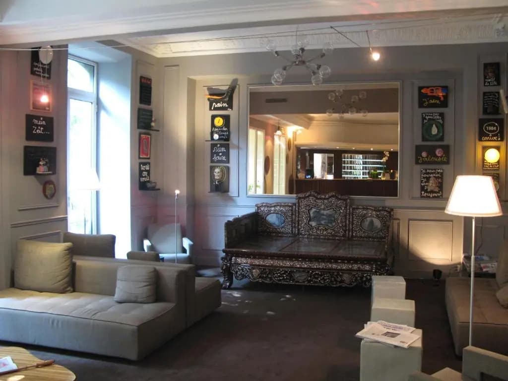 Windsor Hotel - photo 2