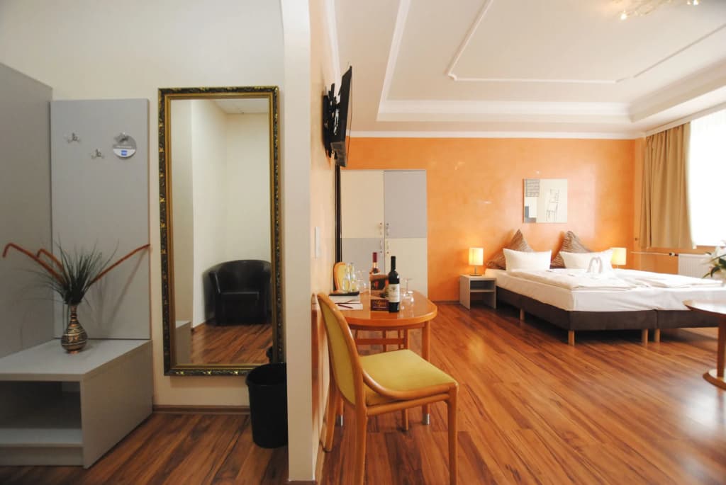The Aga's Hotel Berlin - photo 7