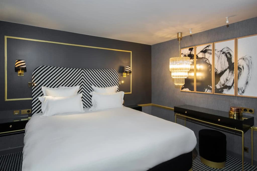 Snob Hotel - photo 25