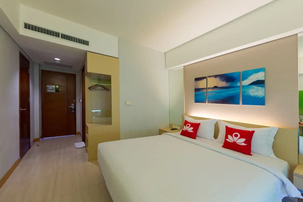 ZEN Rooms Kuta Sunset Road 2 - photo 1