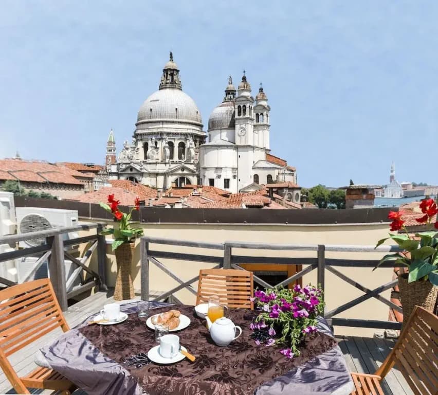 Accademia Charm Apartments - photo 14