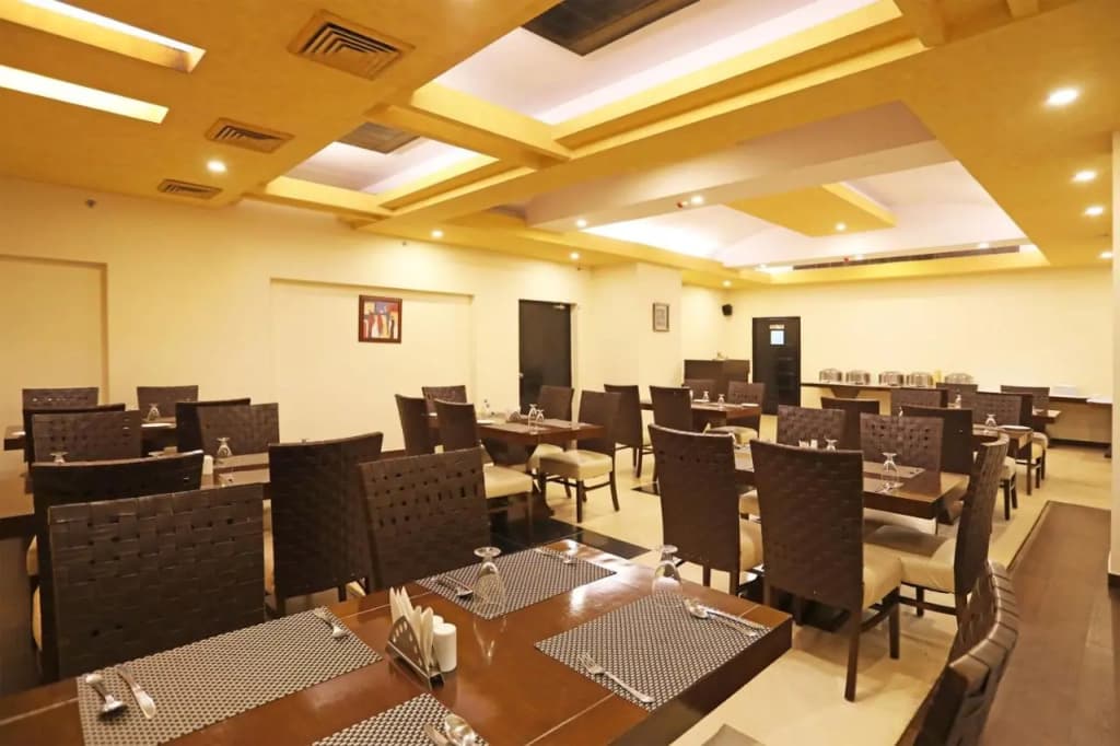 Westend Inn - photo 9