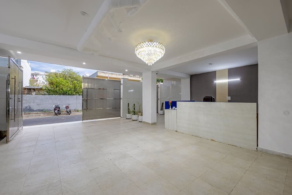 Yashobhoomi Suites near Yashobhoomi Convention Centre - photo 2