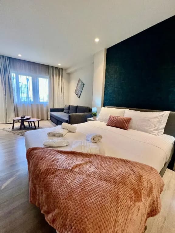 Athenian Retreat Penthouses - photo 1