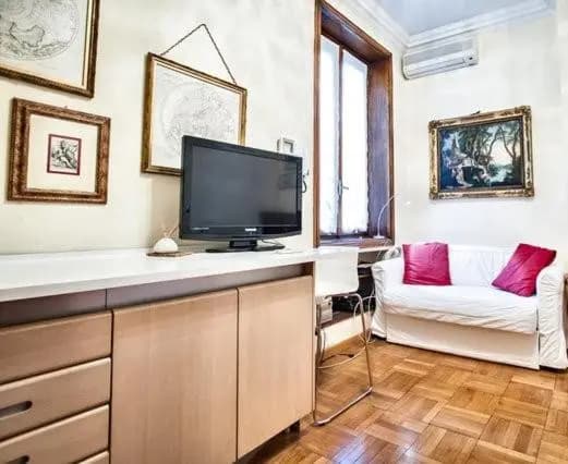 Piazza Duomo Apartment - photo 2