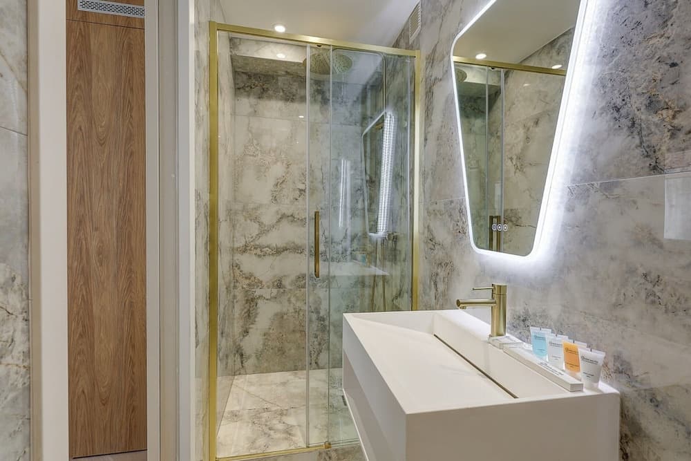 Sublime AC Apartment Eiffel Tower Champs de Mars - photo 18